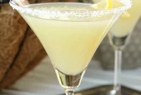 Vanilla Bean Lemon Drop Martini Recipe for Bright Cocktails