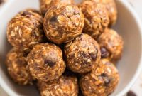 No-Bake Peanut Butter Oatmeal Energy Balls Recipe