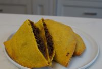 Authentic Jamaican Beef Patties: Flaky Pastry & Spicy Beef Filling