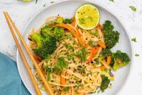 Creamy Peanut Butter Noodles with Garlic and Soy Sauce