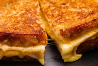 Ultimate Grilled Cheese Sandwich Recipe for Crispy, Gooey Perfection