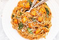 Butternut Squash and Spinach Pasta Recipe for Fall Dinner