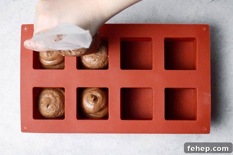 cube silicone cake mold