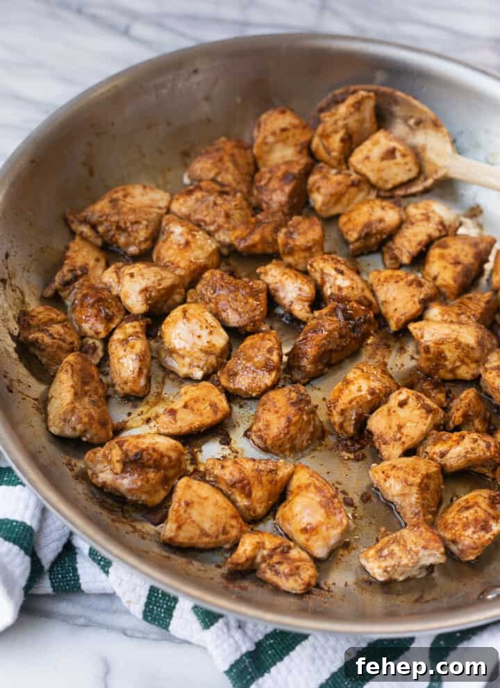 30-Minute One-Pan Chicken Enchilada Skillet Recipe 5 img 15971 4