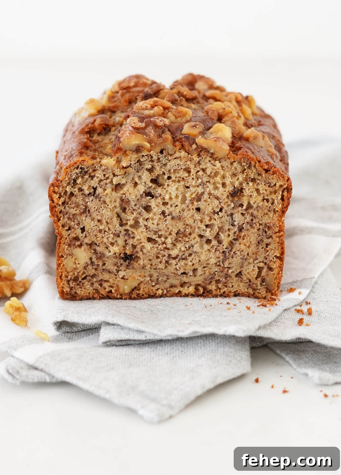 How to Make the Perfect Banana Bread // FoodNouveau.com