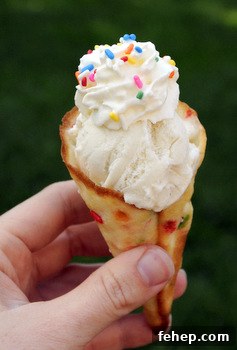Funfetti Tuiles: Crunchy Rainbow Cookie Crisps for Parties 6 Funfetti Ice Cream Cones
