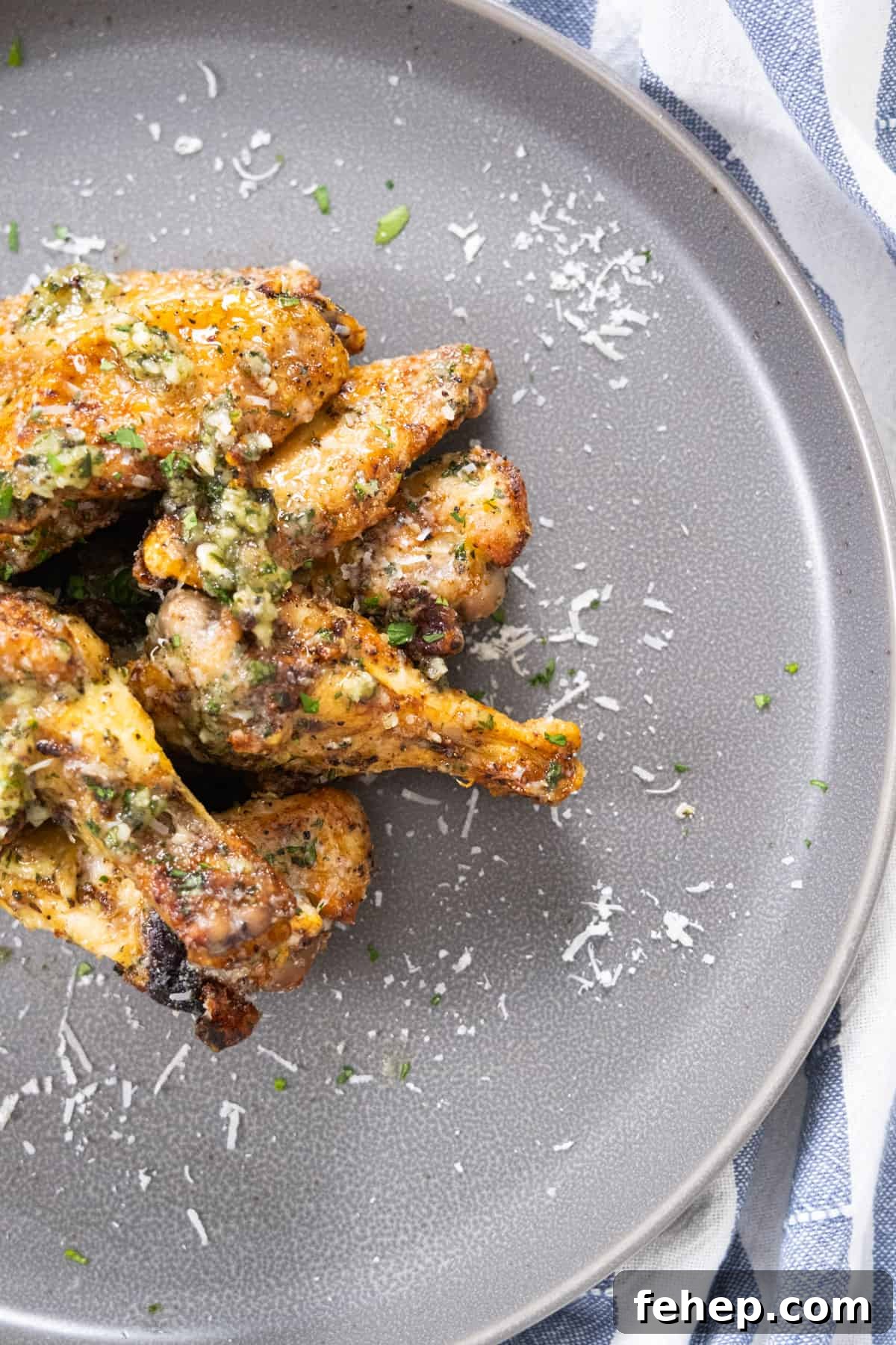 Crispy Air Fryer Garlic Parmesan Chicken Wings 8 air fryer garlic parm wings