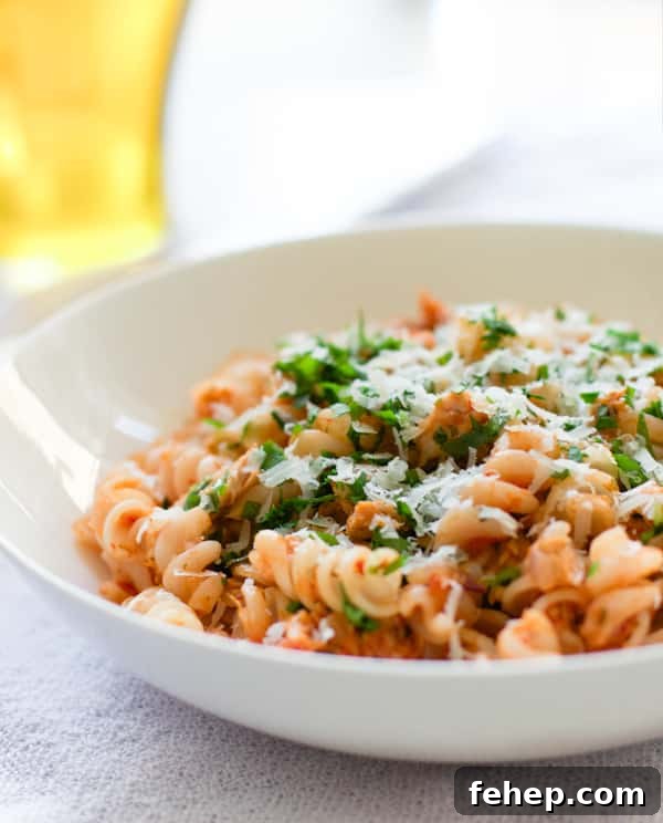 Sausage, Asparagus & Quinoa Pasta Recipe for Weeknights 4 Quick easy tuna pasta in a bowl.