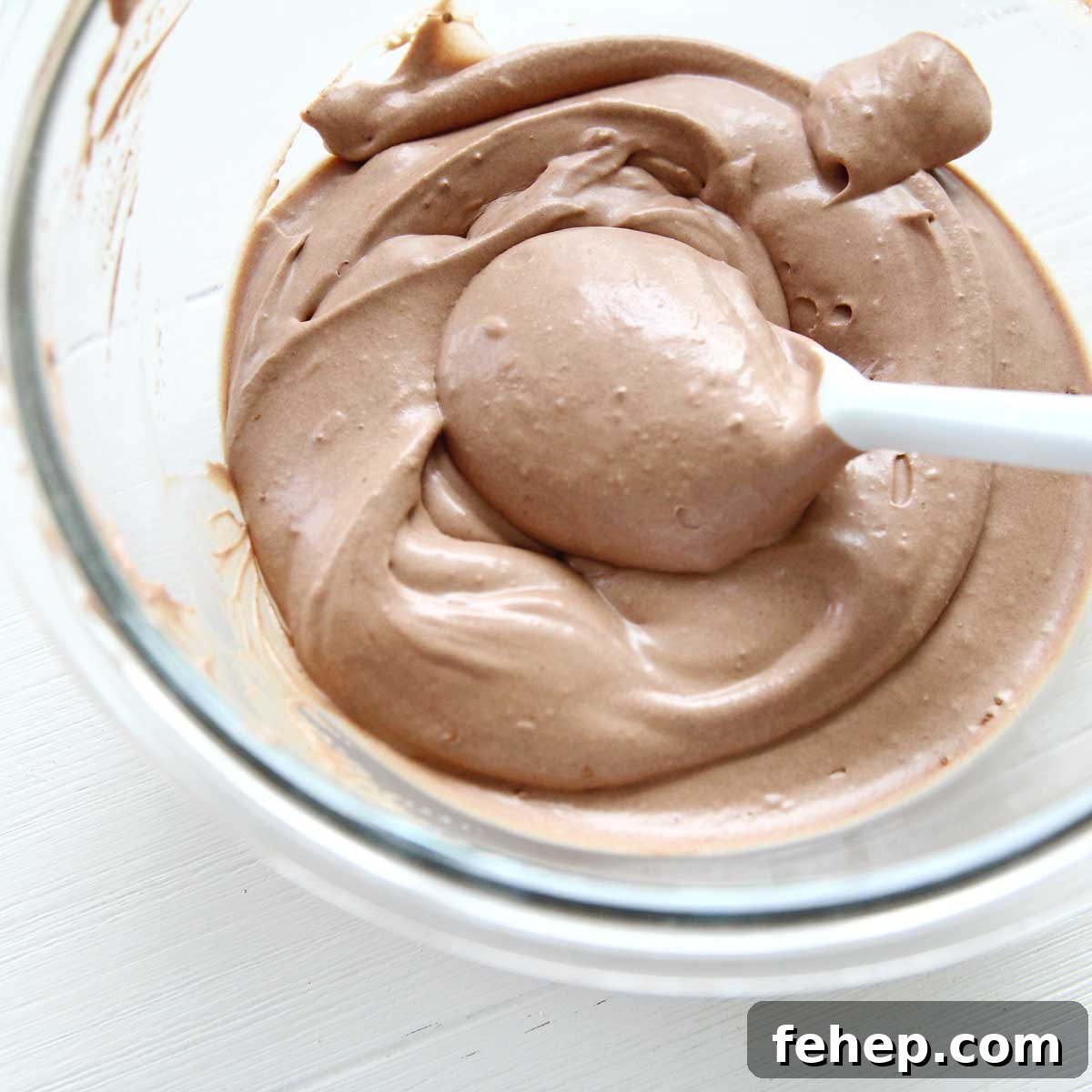 Vegan Chocolate Whipped Cream (Dairy-Free Chantilly) 2 img 29670 1