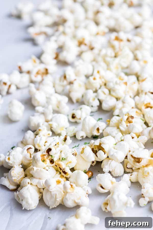 Salted margarita popcorn-popcorn with sea salt and lime