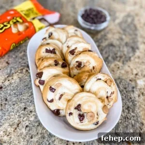 Crescent Chocolate Chip Cream Cookies 2 Peanut Butter Chocolate Chip Cream Cheese Cookies