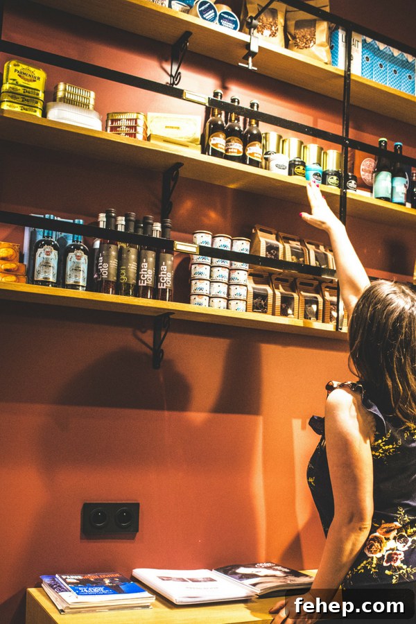 Sleep in a Paris grocery store - Paris Boutik