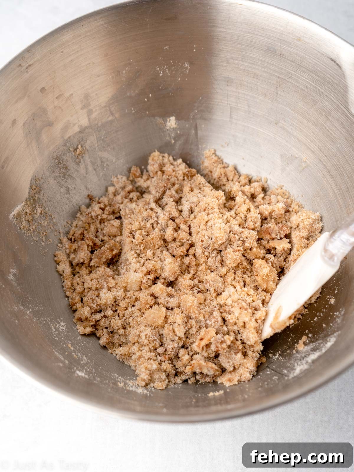 Streusel topping in a bowl.