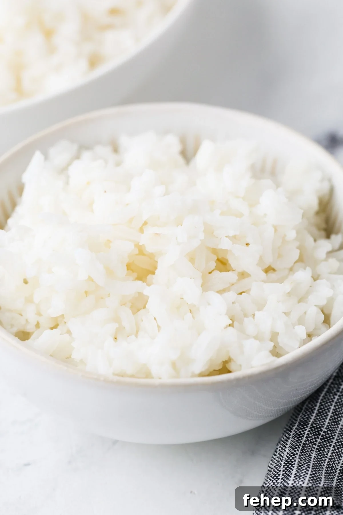 A close up image of jasmine rice in a bowl.